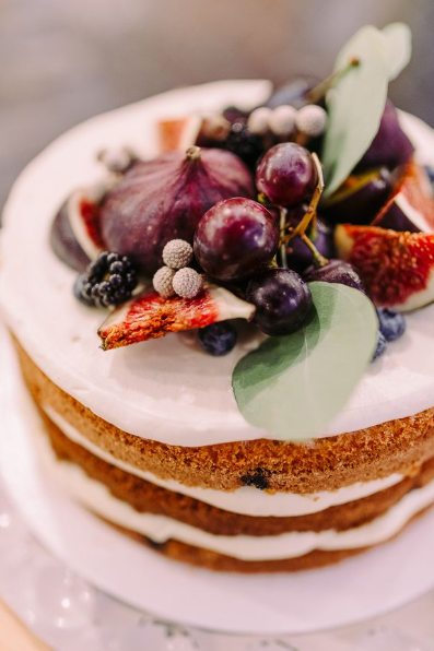 無花果とぶどうのナチュールケーキ