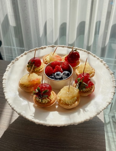 ベリーとフルーツのミニタルト