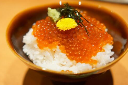 いくら丼